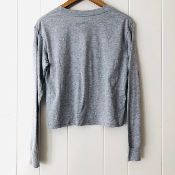 Disney Cropped Mickey Mouse Graphic T-Shirt X-Small - Picture 4 of 9